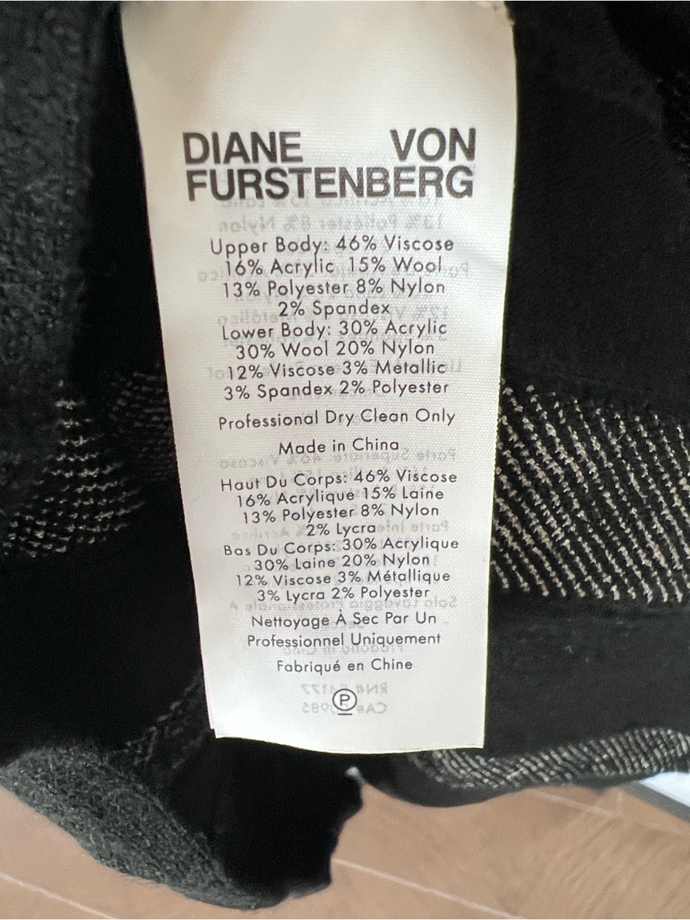 Diane Von Furstenberg Chelsea Wrap Dress with White Geometric Trim Large NWT - Picture 7 of 9
